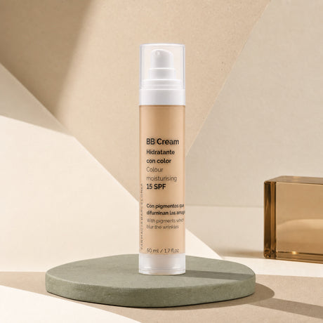 BB Cream 15 FPS 50 ml. Imagen editorial del producto.