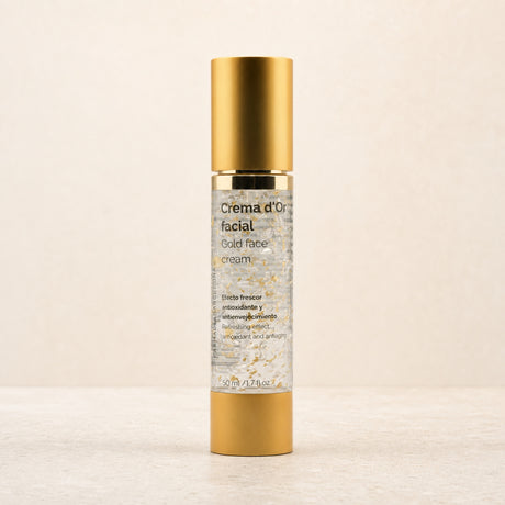 Crema Oro 50 ml. Vista frontal del producto.
