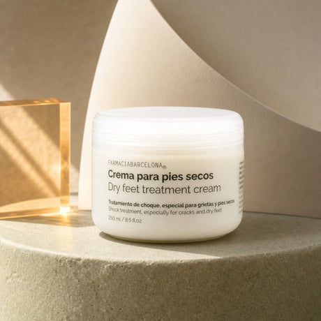 Crema Pies Secos 250 ml. Imagen editorial del producto.