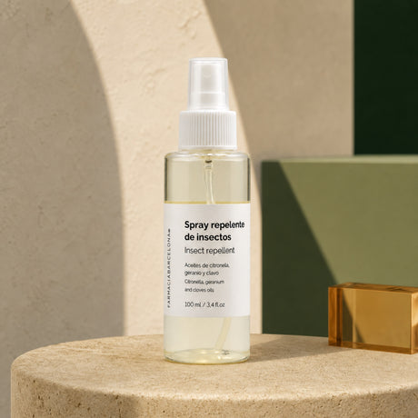 Repelente Insectos 100 ml. Imagen editorial del producto.