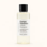 Champú vitamínico. Vista frontal del producto.