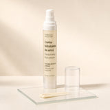 Crema Hidratante Arroz 50 ml. Detalle de apertura y textura del producto.