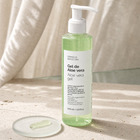 Gel Aloe. Detalle de apertura y textura del producto.