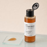 Gel Ginkgo Biloba. Detalle de apertura y textura del producto.