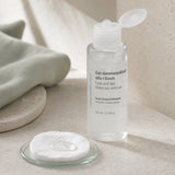 Gel Desmaquillante Ojos y Labios 100 ml. Detalle de apertura y textura del producto.
