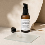 Hyaluronic Acid Inner Hydration 30 ml. Detalle de apertura y textura del producto.